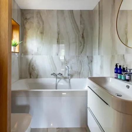 Dom wakacyjny 2 The Croft